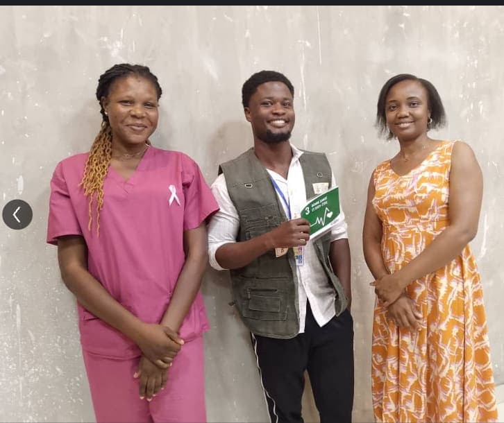 Sensibilisation au cancer du sein — Sidoine S. Amoussou